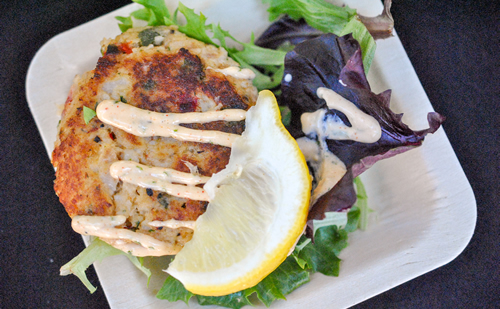 palmetto-restaurants-riverhouse-reef-crab-cake-seafood