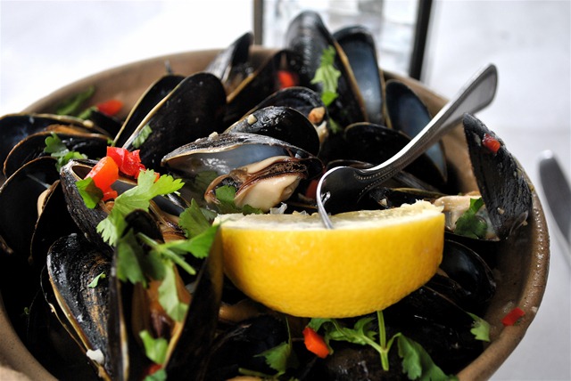 Thai Green Curry Mussels