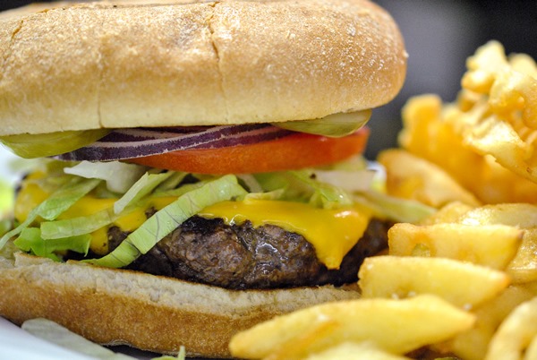 Burger | Knick's Tavern & Grill