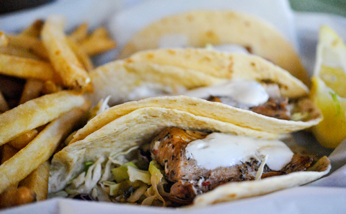 top-sarasota-restaurants-fish-tacos-old-salty-dog