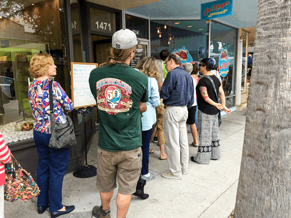 sol-meyer-downtown-sarasota-line-outside-restaurants