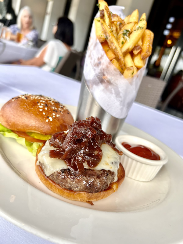 THE GRILLE'S SIGNATURE CHEESEBURGER - The Capital Grille